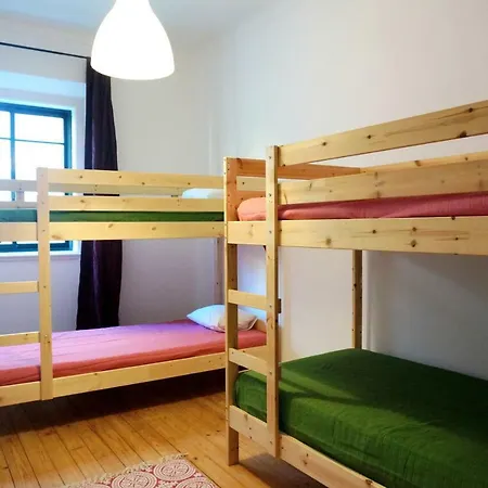 Hostel Arrabid'in ! *